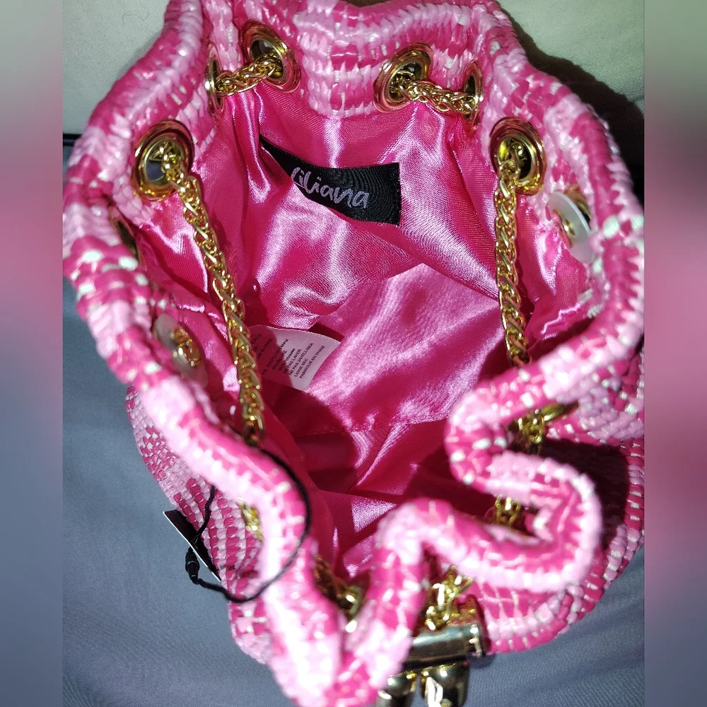 ✨Host Pick✨Liliana Pink Woven Bucket Bag NWT - Picture 3 of 4